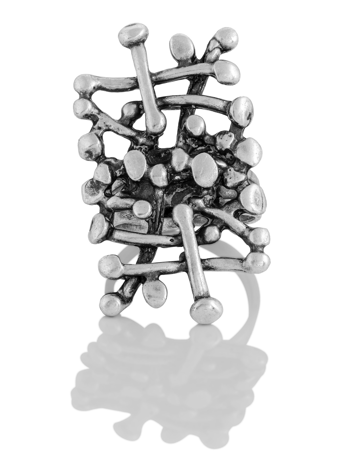 Дизайнерское посеребренное искусственно состаренное кольцо ручной работы