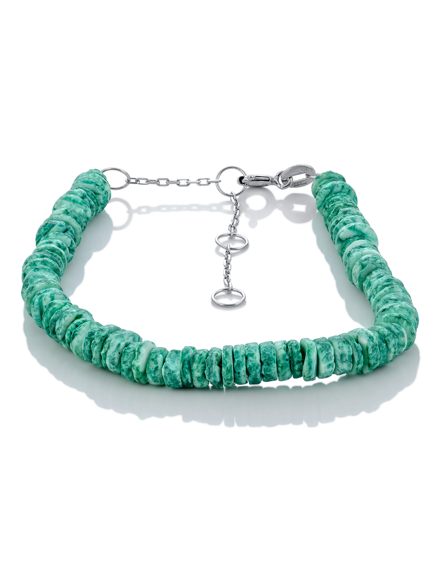 Ювелирный серебряный браслет с зеленым кораллом