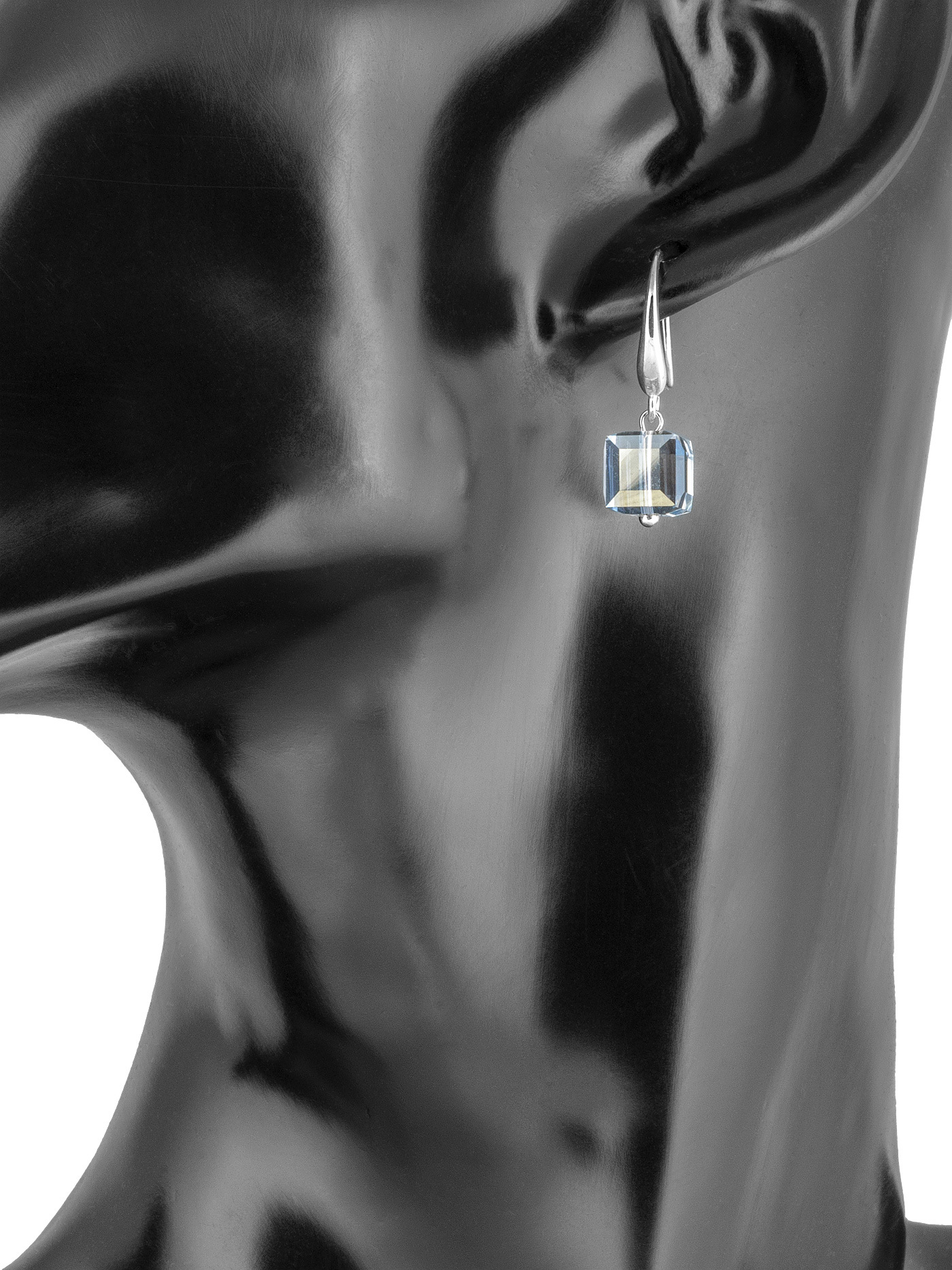 Серебряные серьги с кристаллами Swarovski Blue Shade